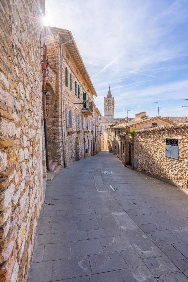 Terrazza Santa Chiara Hotel Assisi Bagian luar foto