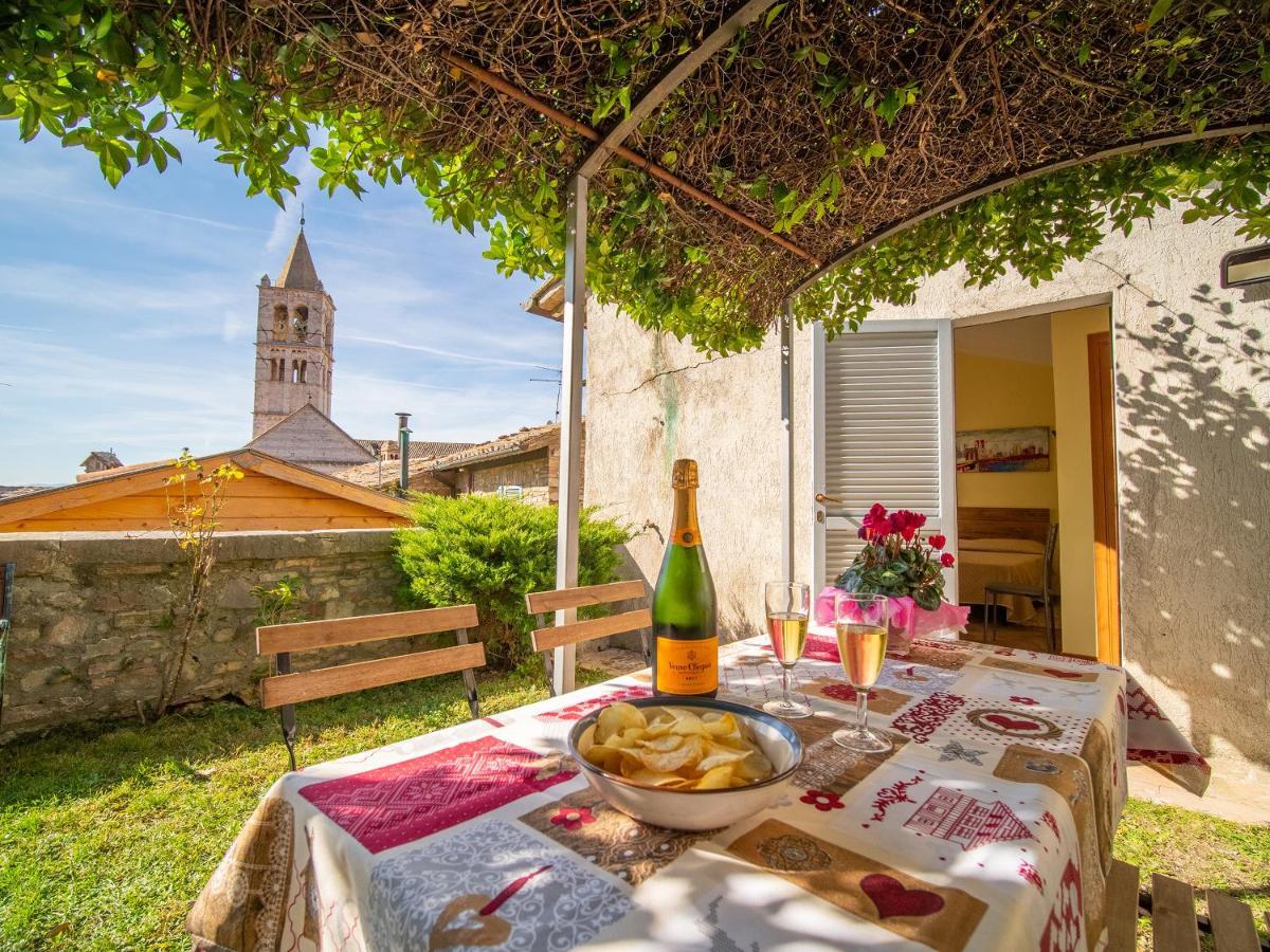 Terrazza Santa Chiara Hotel Assisi Bagian luar foto