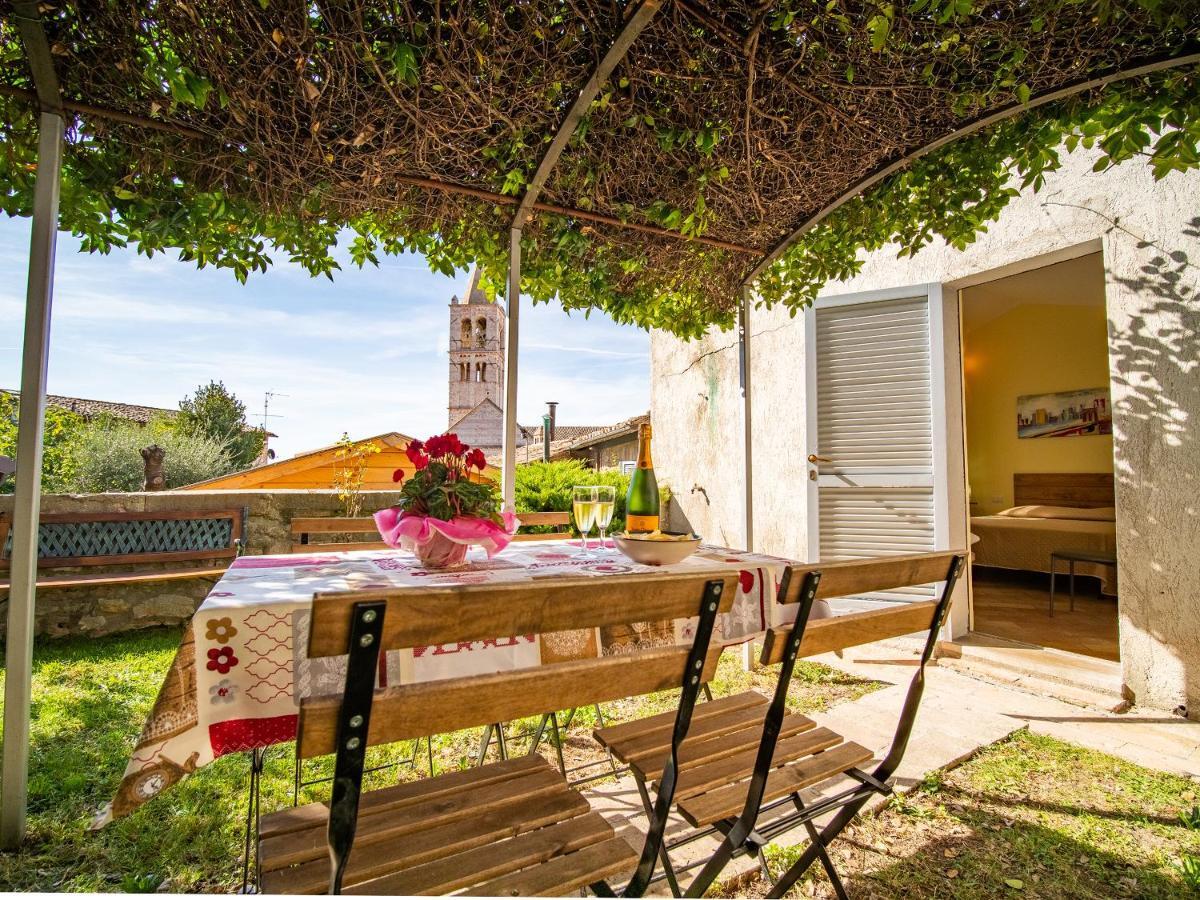 Terrazza Santa Chiara Hotel Assisi Bagian luar foto